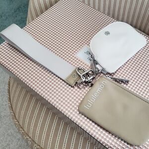 Lululemon Dual Pouch wristlet keychain
